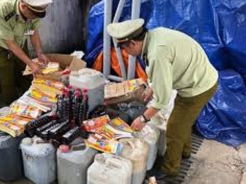 Thực phẩm Hướng Dương nói không với nước mắm giả 2 Vấn nạn nước mắm giả trên thị trường hiện nay