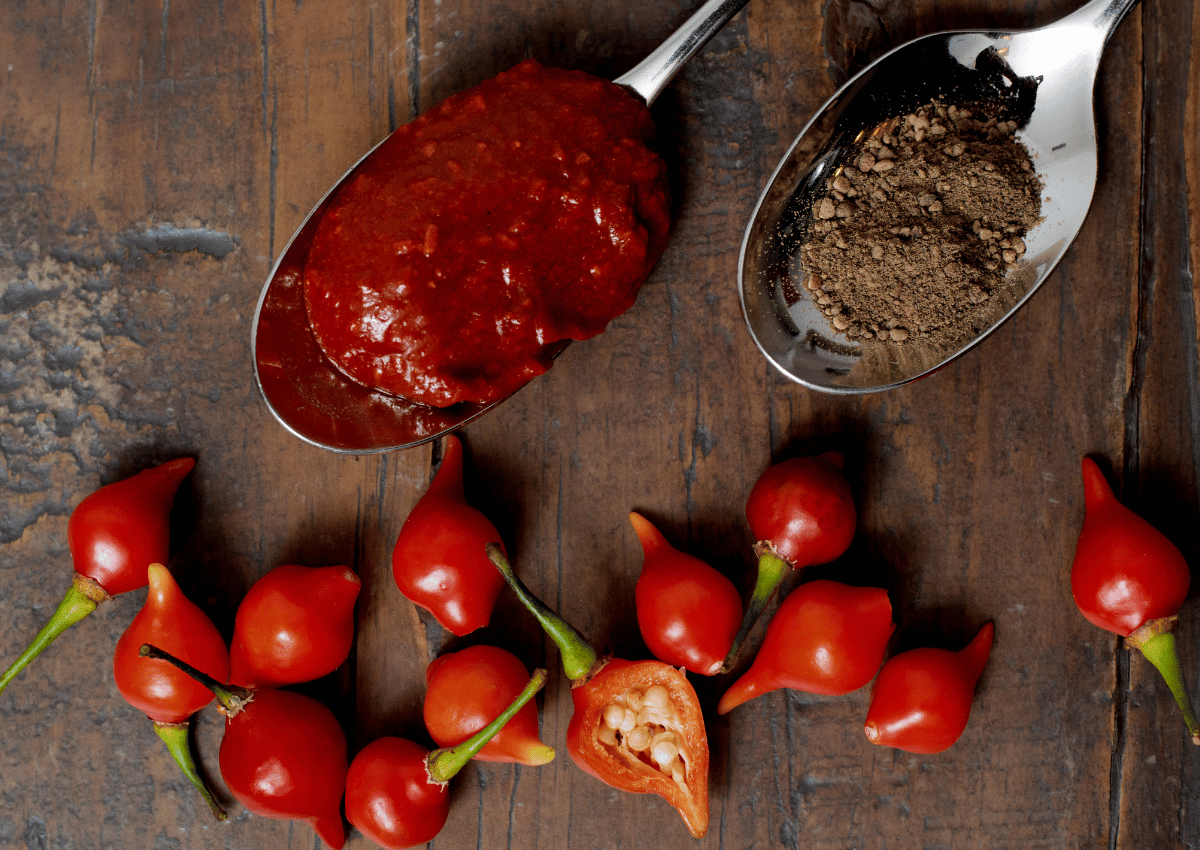 Tương ớt Sriracha là gì: Khám phá gia vị “quốc tế” làm say lòng thực khách toàn cầu 2 Tương ớt Sriracha là gì
