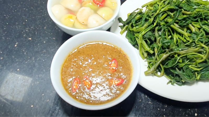 Tương bần chấm gì ngon? Bí kíp pha chế đặc sản Hưng Yên cho bữa cơm đậm đà 5 Tương bần chấm gì ngon - Tương bần chấm rau luộc