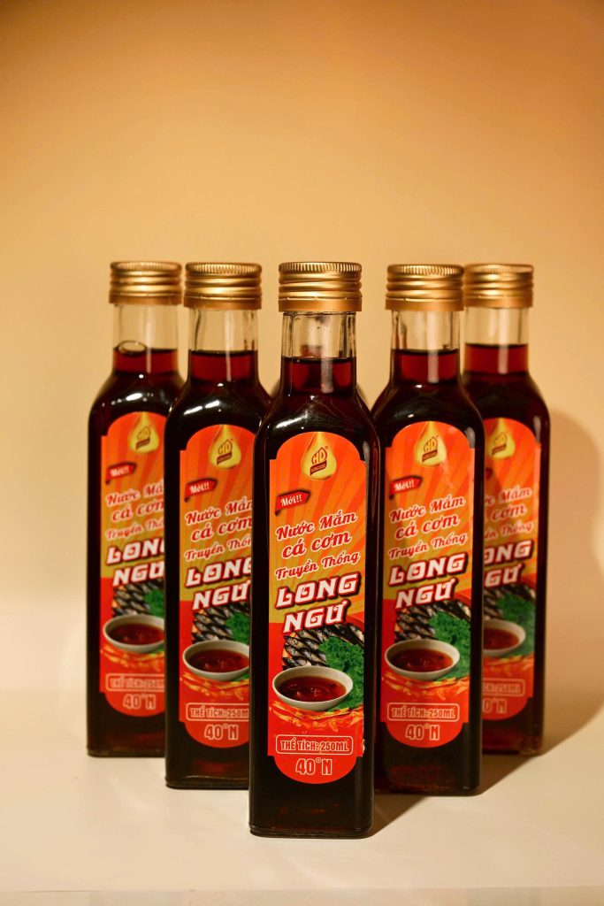 Đặc điểm nổi bật của nước mắm Long Ngư 40 độ đạm 7 40 do dam 1