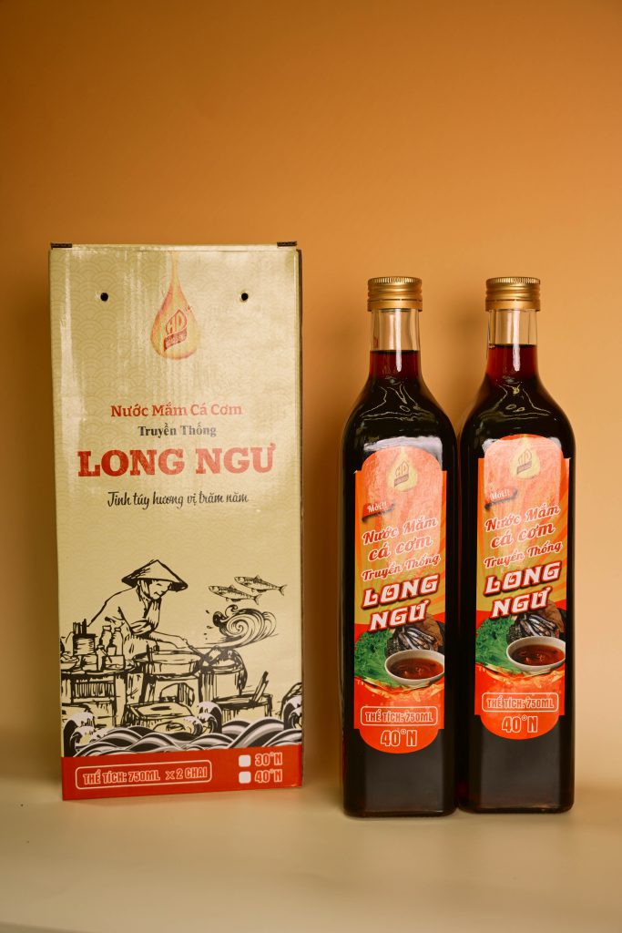 Hộp quà tặng nước mắm đầu năm đẹp, sang trọng giá ưu đãi 1 tặng nước mắm đầu năm