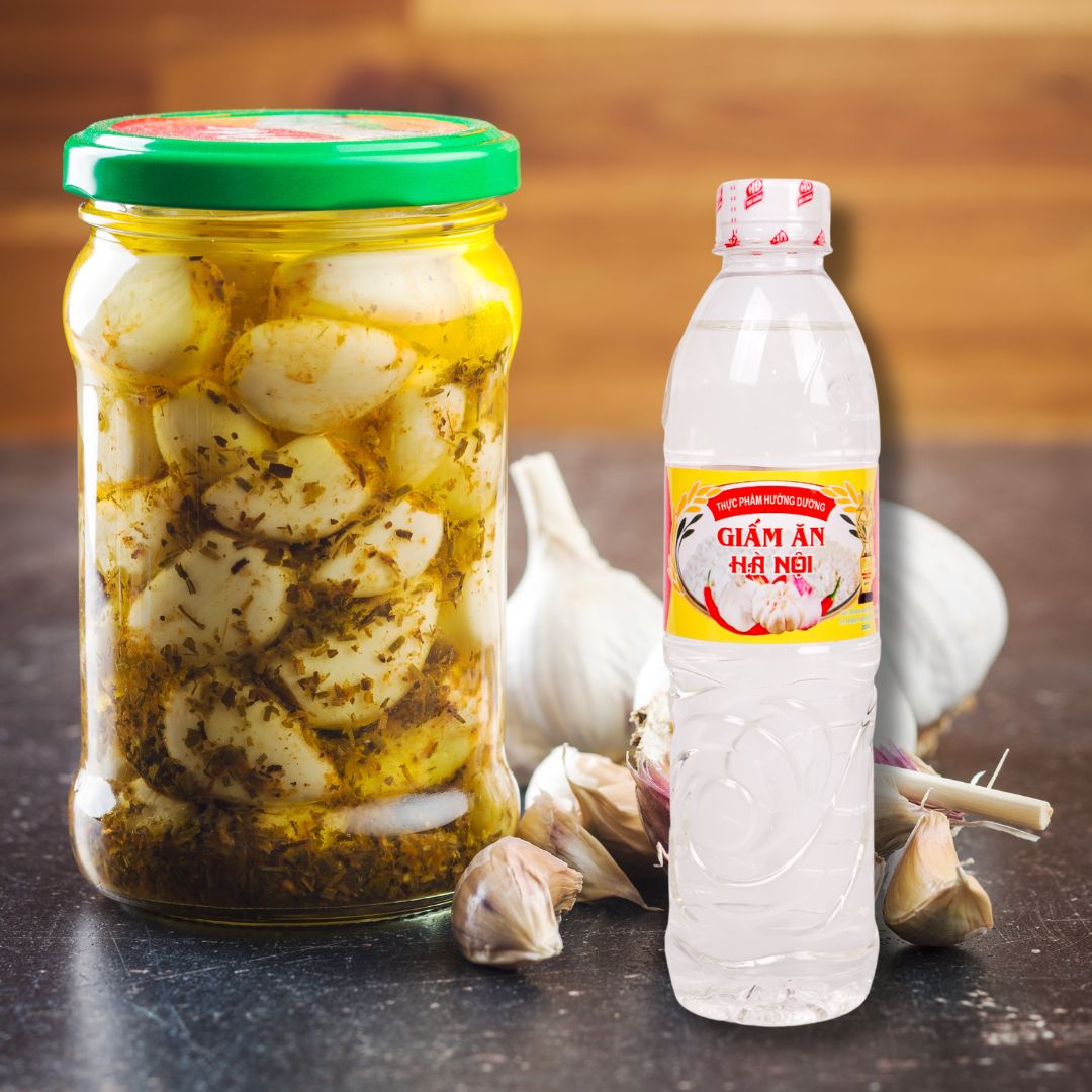Tỏi ngâm giấm – Món ăn kèm “quốc dân” giúp tô phở, bún, của bạn thêm đậm đà và khách hàng quay lại mãi 5 Giấm Ăn Hướng Dương dùng làm ngâm tỏi